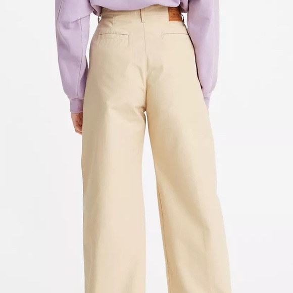 NWT Levi’s Pleated High Loose Pant - Picture 2 of 6